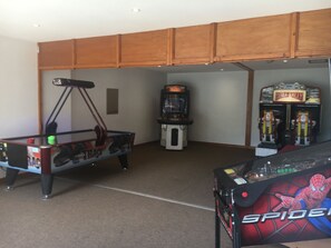Spielezimmer