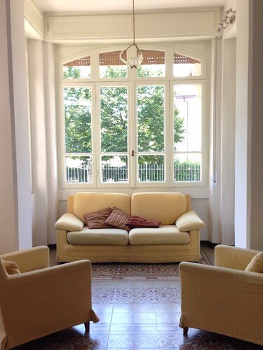 Villa Rosa - A wonderful villa in liberty style on Lake Iseo