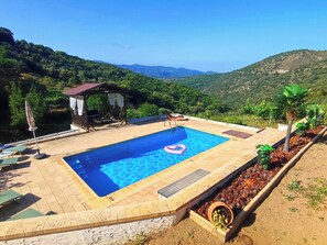 Alberca al aire libre 