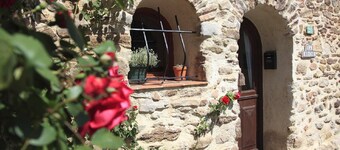 La Remise. Quaint Village hytte.