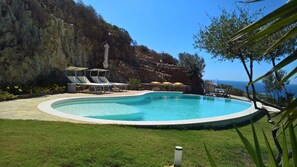 Outdoor pool, sun loungers