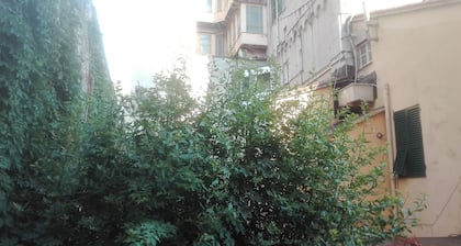Genovan keskus, AKVARIUM, ANTIENTSATAMA, TAITE, MERI JA HILLS, CINQUE TERRE