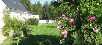 Beach at 300m, Very bright house, facing south with terrace and garden