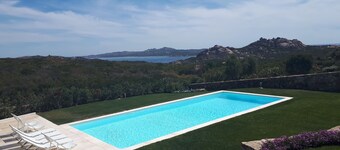 Villa Smeralda, mit großem Pool und Garten, herrlicher Aussicht auf den Archipel