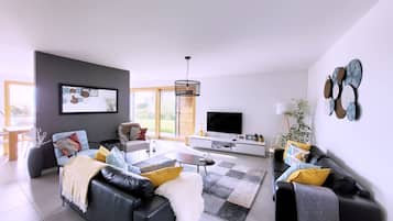 Smart TV, video games, DVD player, foosball