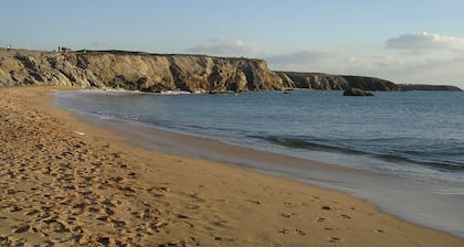 Schöne lange sehr komfortabel, 2 Urlaub Schlüssel Exzellenz beschriftet