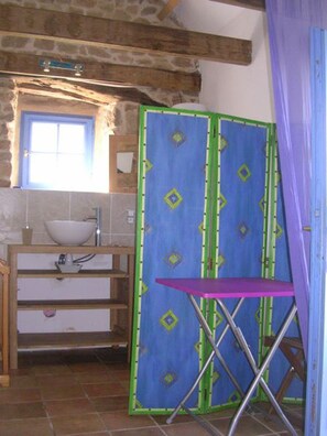 Interior - Beautiful old farmhouse very comfortable, promo for June 2023 10% redu (Étel)