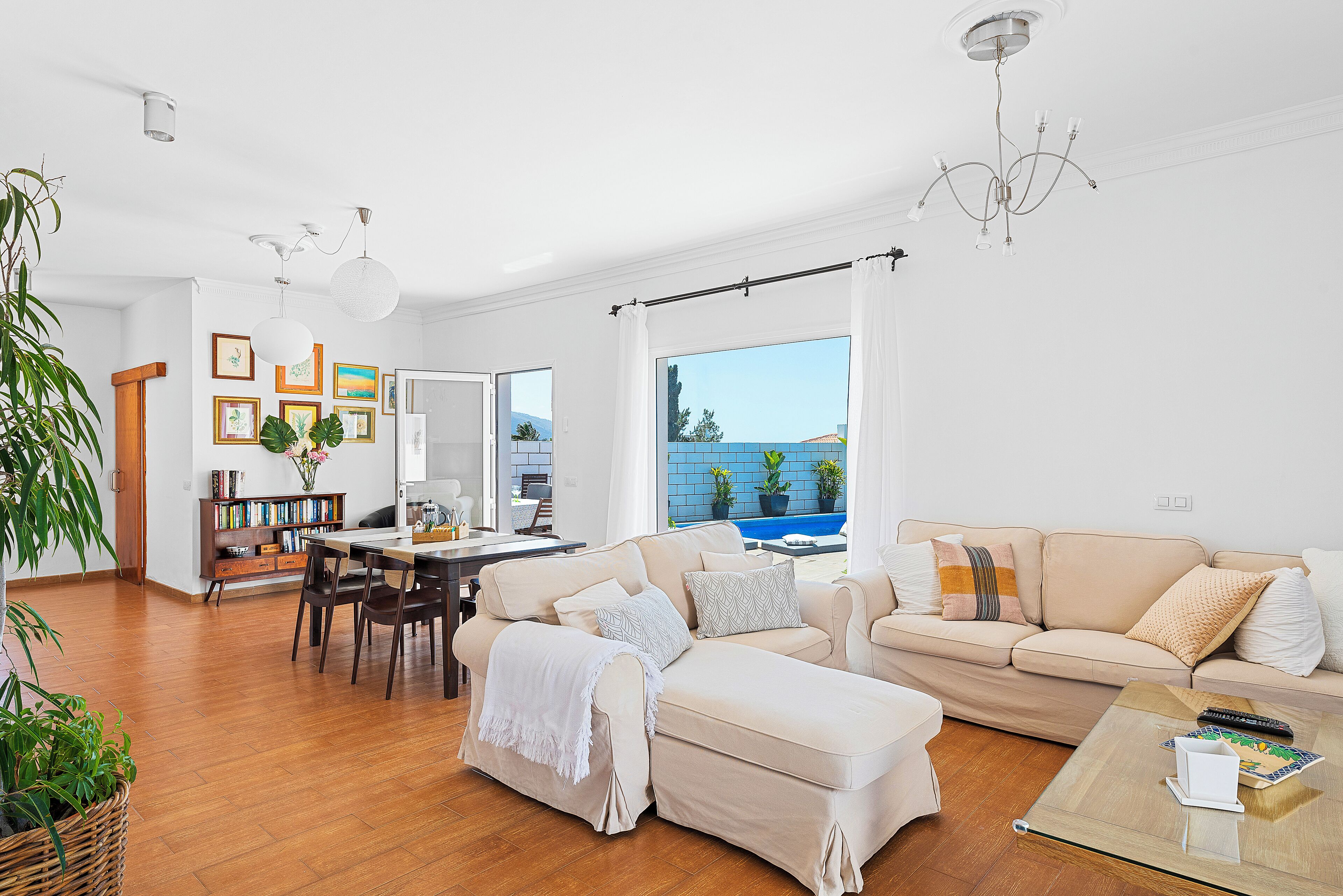 TV connectée, Netflix, lecteur de DVD, services de streaming