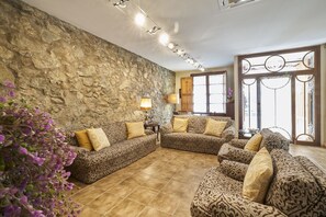 Älytelevisio, videopelejä, kirjoja, stereot