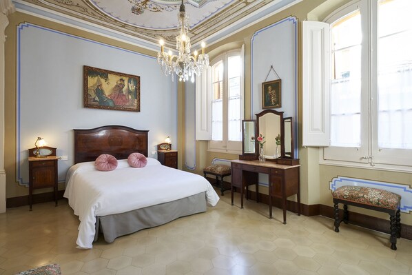 5 makuuhuonetta, silitysrauta/-lauta, Wi-Fi, vuodevaatteet