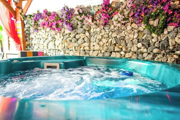 Bain à remous intérieur