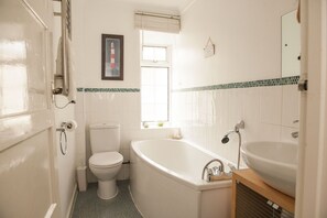 Bathroom - Teal House - Character House in Old Lyme Regis (Lyme Regis)