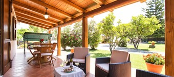 Villa Porticciolo in StrandnĂ€he fĂŒr 6 Personen, mit Klimaanlage, WiFi