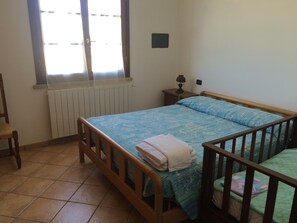 3 bedrooms, free WiFi, bed sheets