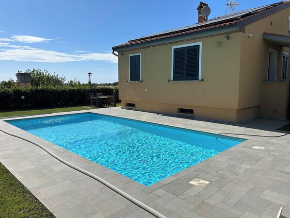 Piscine extérieure