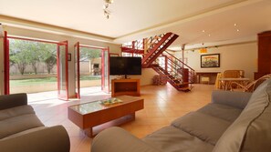 TV, fireplace, table tennis