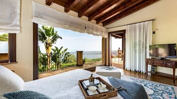 6 camere, una scrivania, ferro/asse da stiro, Wi-Fi gratuito