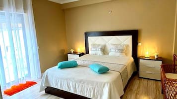 2 chambres, fer et planche Ă  repasser, Wi-Fi gratuit, draps fournis
