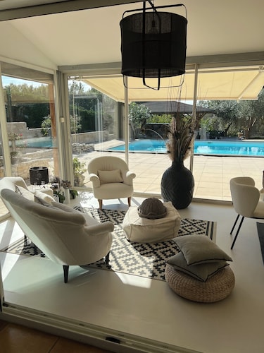 Large air-conditioned house, swimming pool Secure Very quiet Pétanque, Table tennis