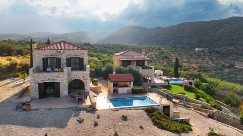 Villa Petra – Privater Pool – Meerblick, WLAN in allen Zimmern