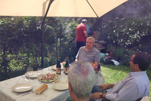 屋外ダイニングエリア