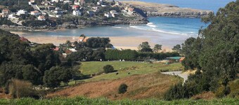 Beach island townhouse with private garden with pool community 500m beachG102253