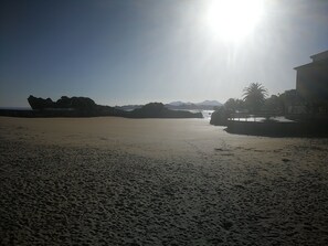 Una playa cerca