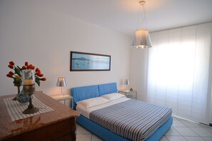 4 dormitorios, caja fuerte, tabla de planchar con plancha y wifi gratis