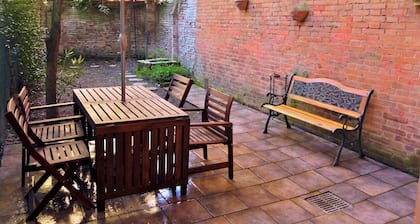 DELICIOSO APARTAMENTO CON JARDÍN PRIVADO centro de Bolonia