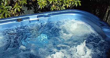 Villa avec Jacuzzi privé et vues panoramiques sur mer