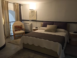 1 chambre, fer et planche Ă repasser, Wi-Fi gratuit, draps fournis