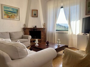 Téléviseur connecté, foyer