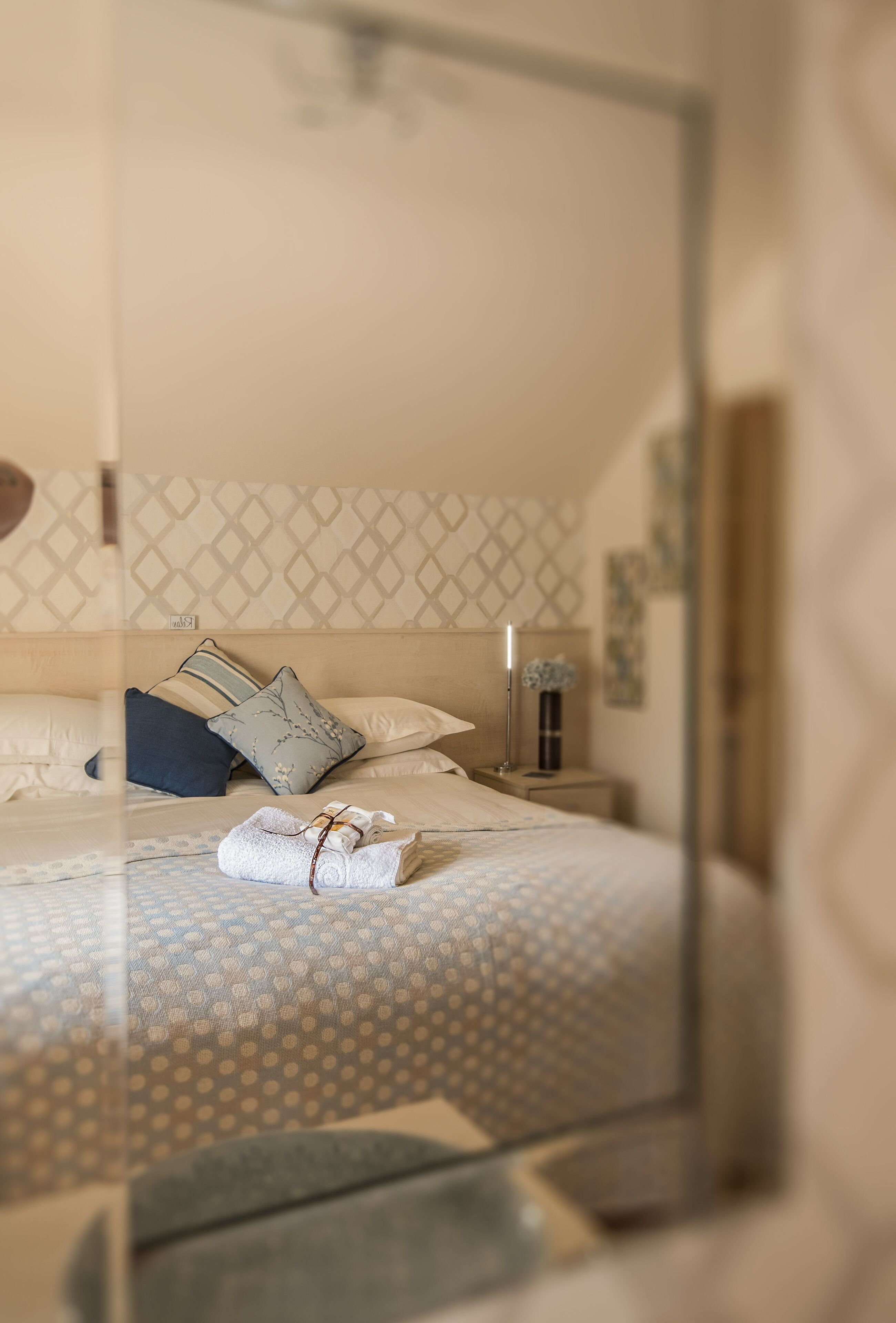 2 bedrooms, iron/ironing board, travel crib, free WiFi