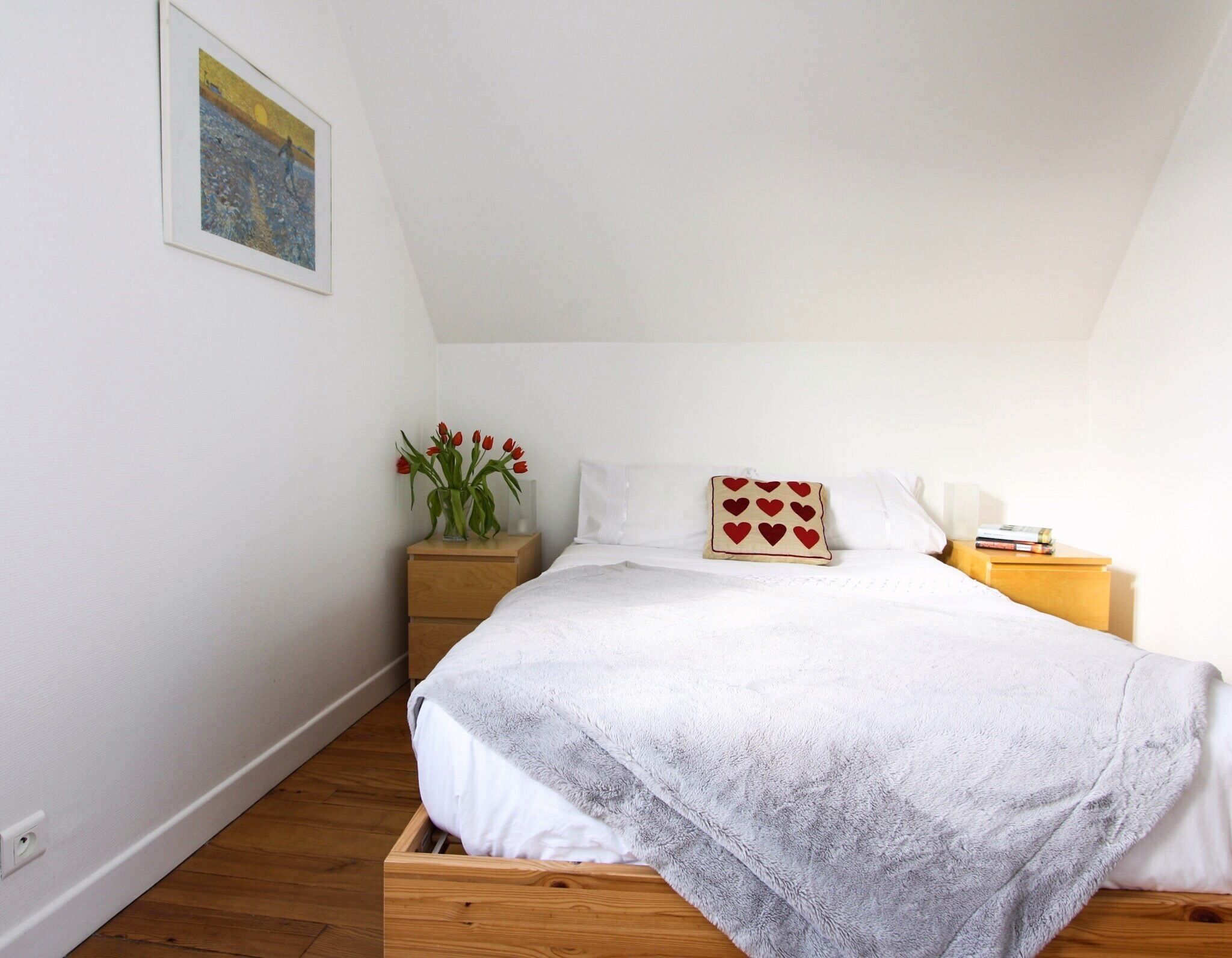 3 slaapkamers, een strijkplank/strijkijzer, gratis wifi, beddengoed