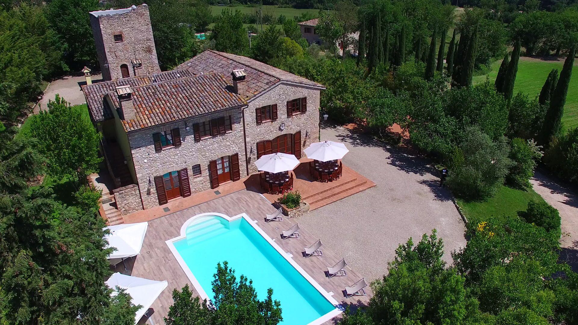 Borgo dei Cipressi 12+2, Emma Villas