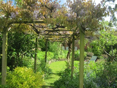 Cottage en Pocklington, cerca de York, con estufa de leña, wifi y estacionamiento en la calle