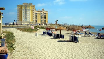 Am Strand, Liegestühle
