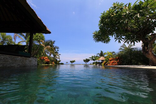 Villa Baruna - Bali Beach Villa ylelliselle Holiday Villa Balilla