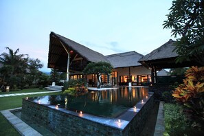 Piscina externa