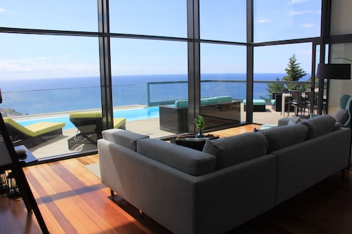 Sea House Madeira - Atlantic Ocean