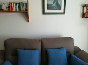 Smart TV, books