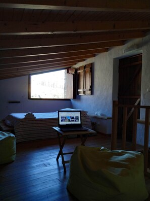 2 chambres, Wi-Fi gratuit, draps fournis