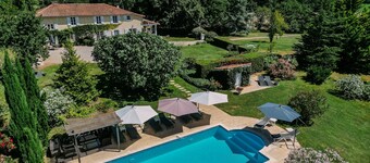 Luxury farmhouse with private pool and amazing mountain views.