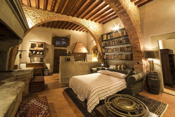 Spa - Charming & Luxury Historic Guest House in the Center of Arezzo ( Tuscany) (Arezzo)