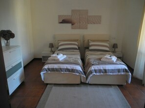 2 bedrooms, iron/ironing board, travel crib, free WiFi