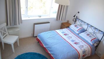 2 Schlafzimmer, Bügeleisen/Bügelbrett, kostenloses WLAN, Bettwäsche