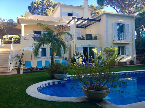 Beautiful  Villa with amazing views!!