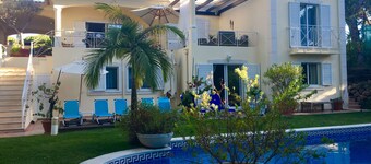 Beautiful Villa with amazing views!!