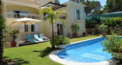 Beautiful Villa with amazing views and private pool!!