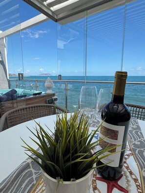 Outdoor dining - Last Minute-Jacuzzi & Sea View (Trabia)